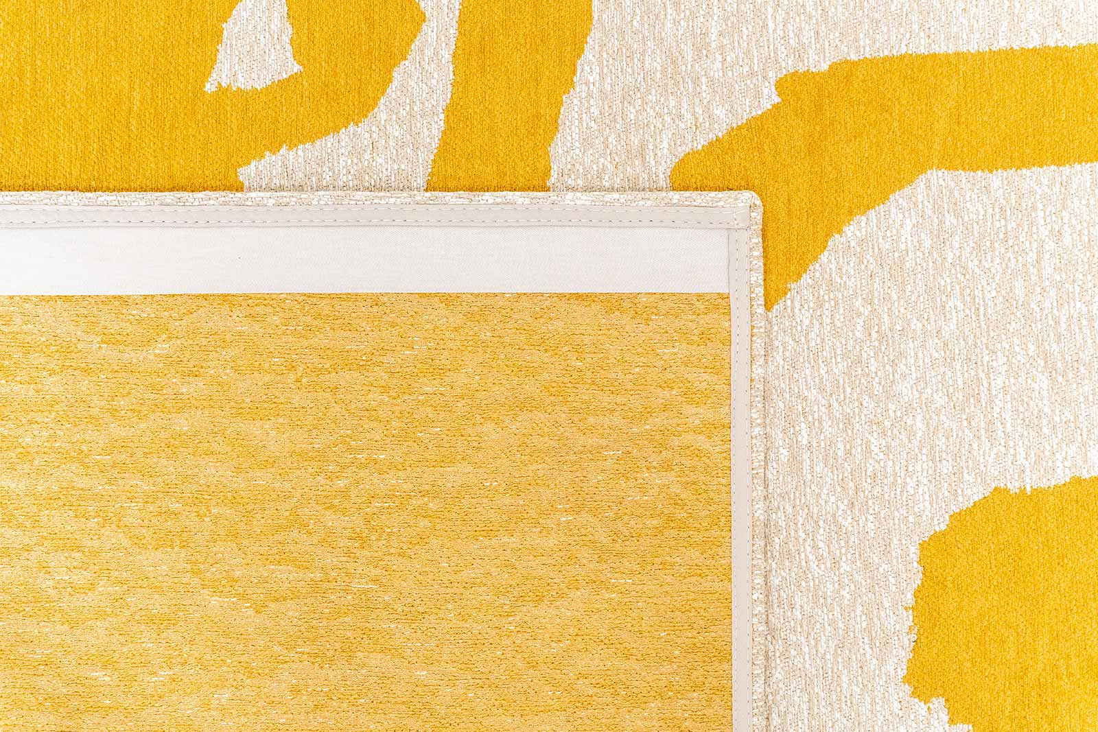 Louis De Poortere carpet Craft 2084 Ribbon Pure Yellow back